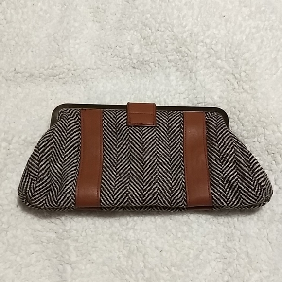 Brown clutch - Picture 2 of 3